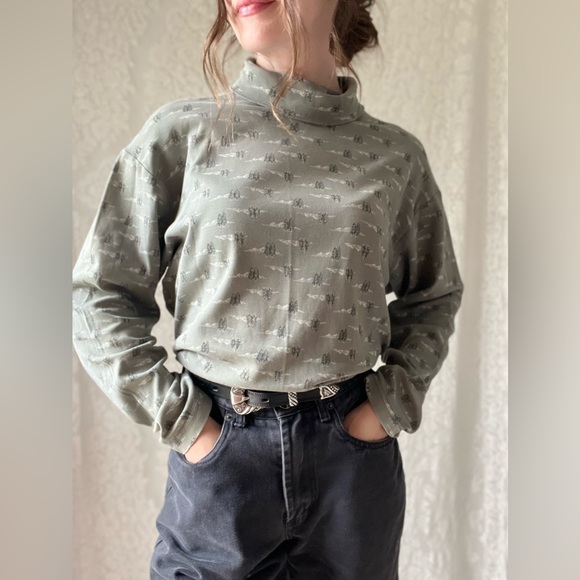 Green 90s Style Turtle Neck Mountains & Trees Long Sleeve Top - Picture 7 of 16